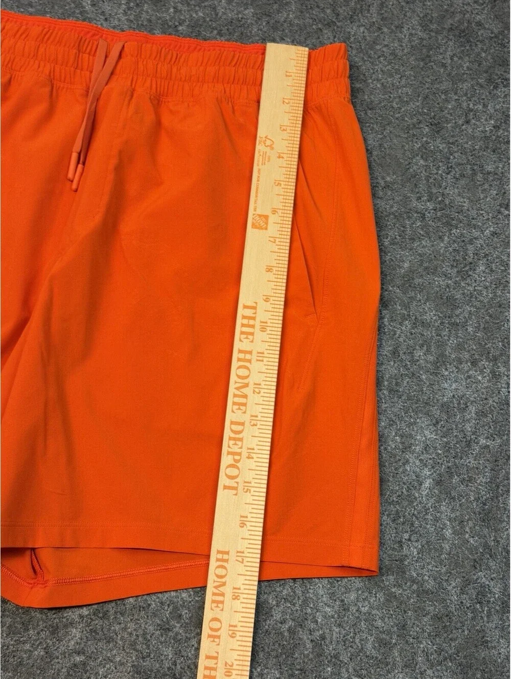 Lululemon Pace Breaker Shorts Men’s Large Orange Lined Athletic Zip Pocket